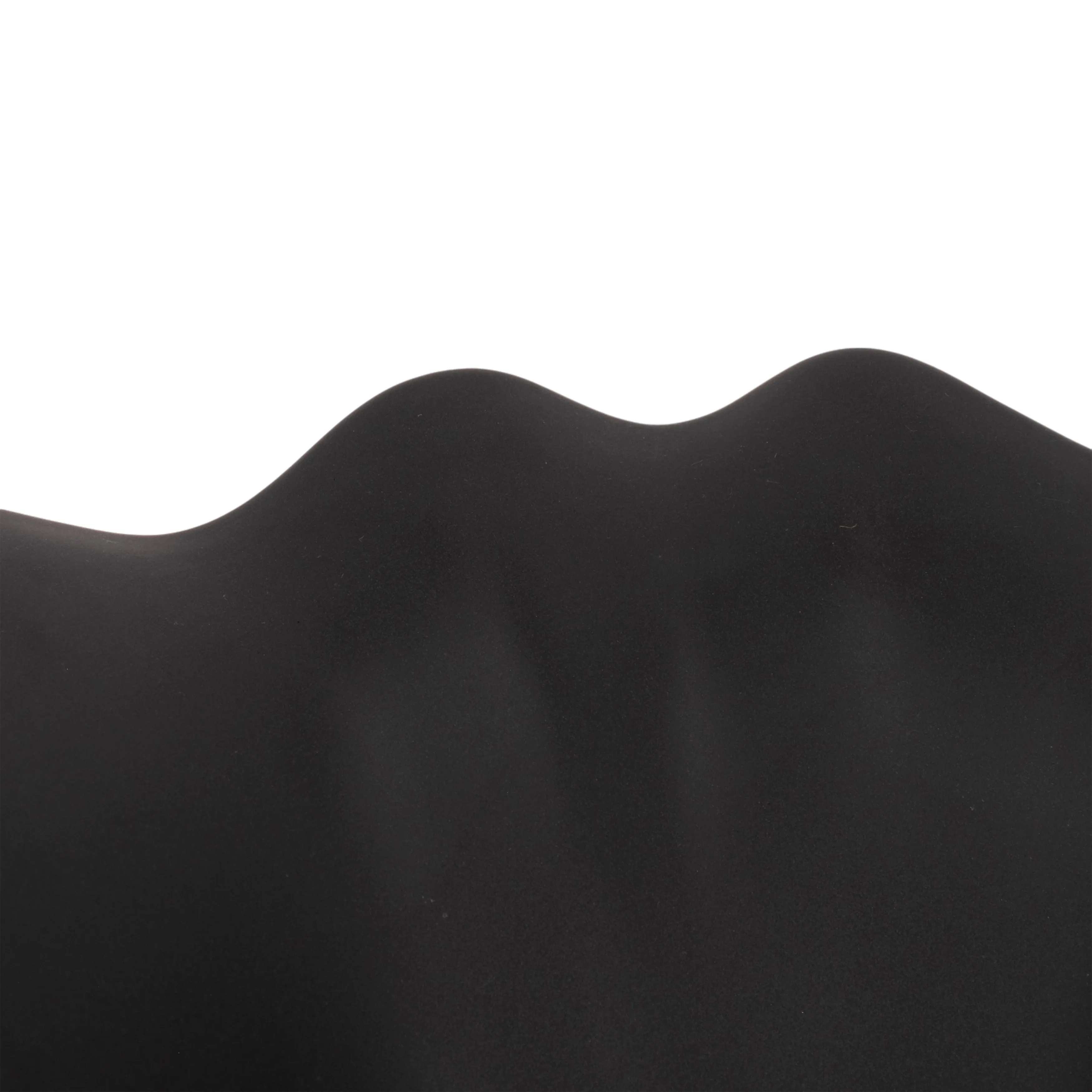 18" Ruffled Edge Bowl Matte Finish, Black