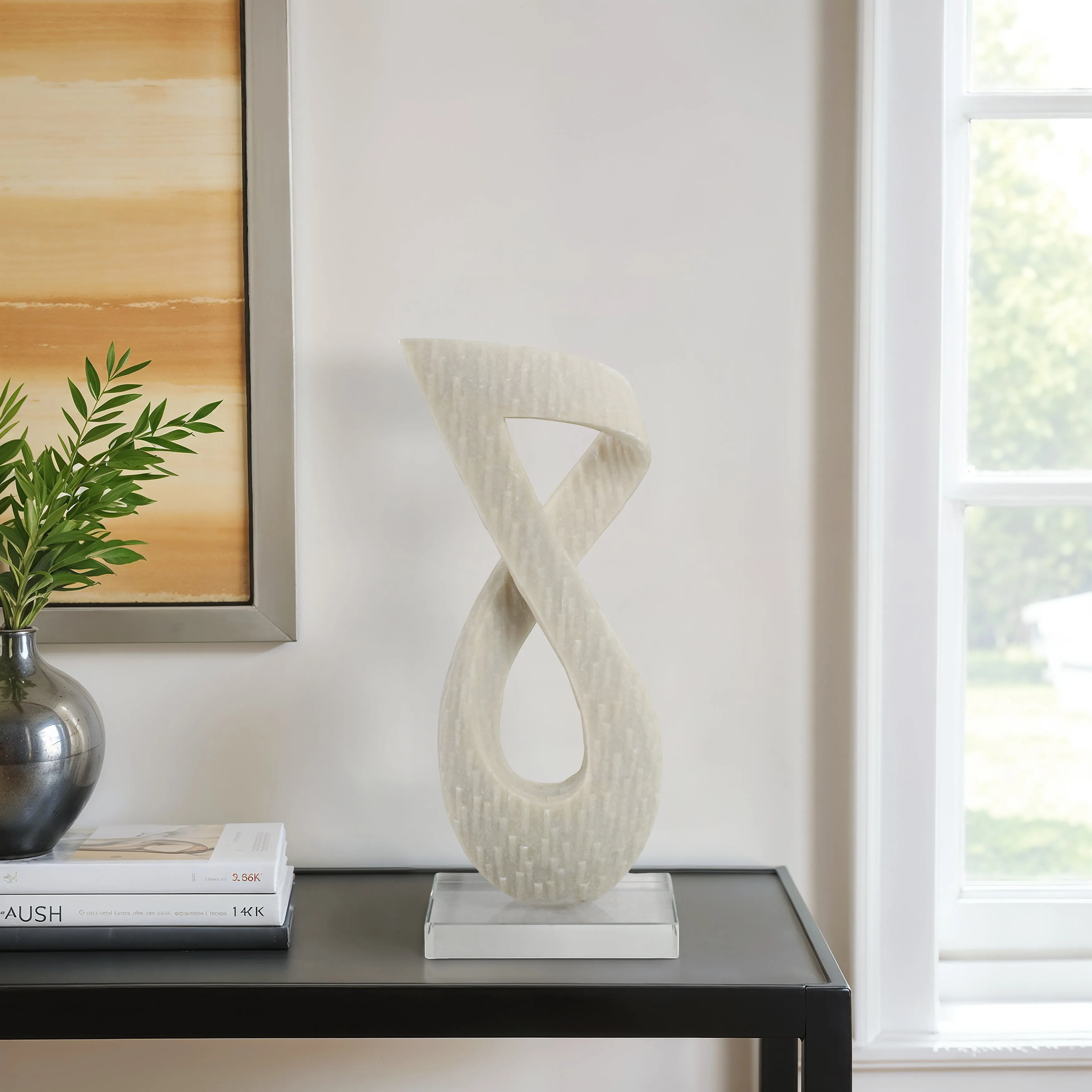 19" Mortsel Quartz Resin Statuary