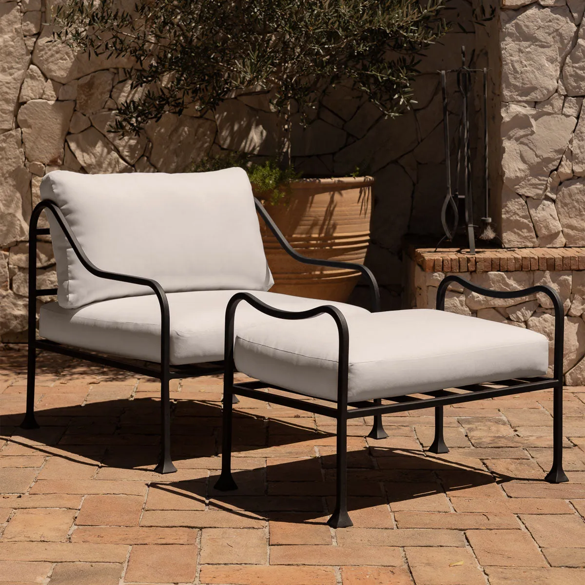 Allegra Ottoman