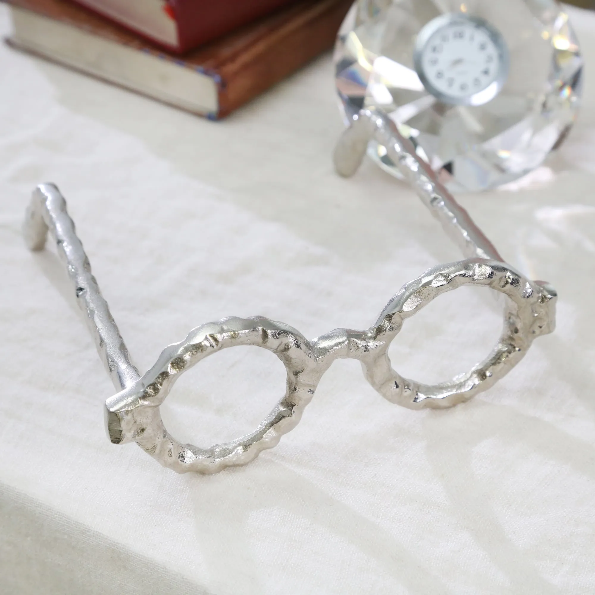 ALUMINUM GLASSES SCULPTURE, SILVER