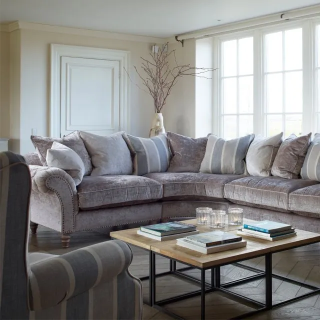 Elizabeth 1   1 Seater Corner Sofa