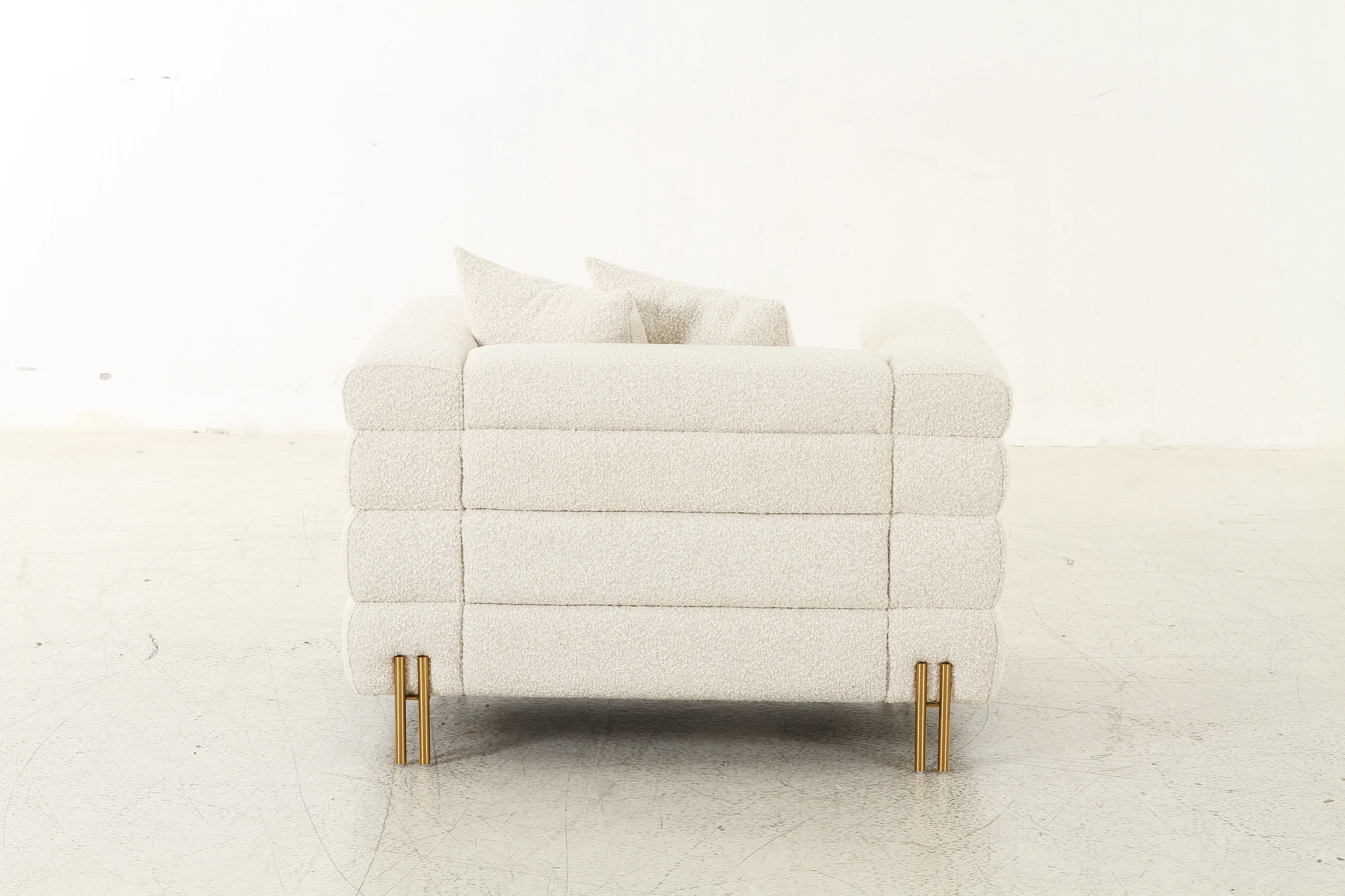 Layers Square Boucl Cream Chair