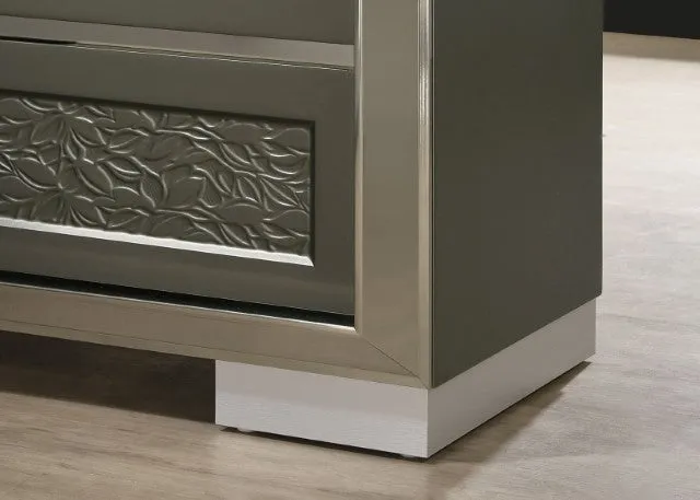 Leyland Nightstand