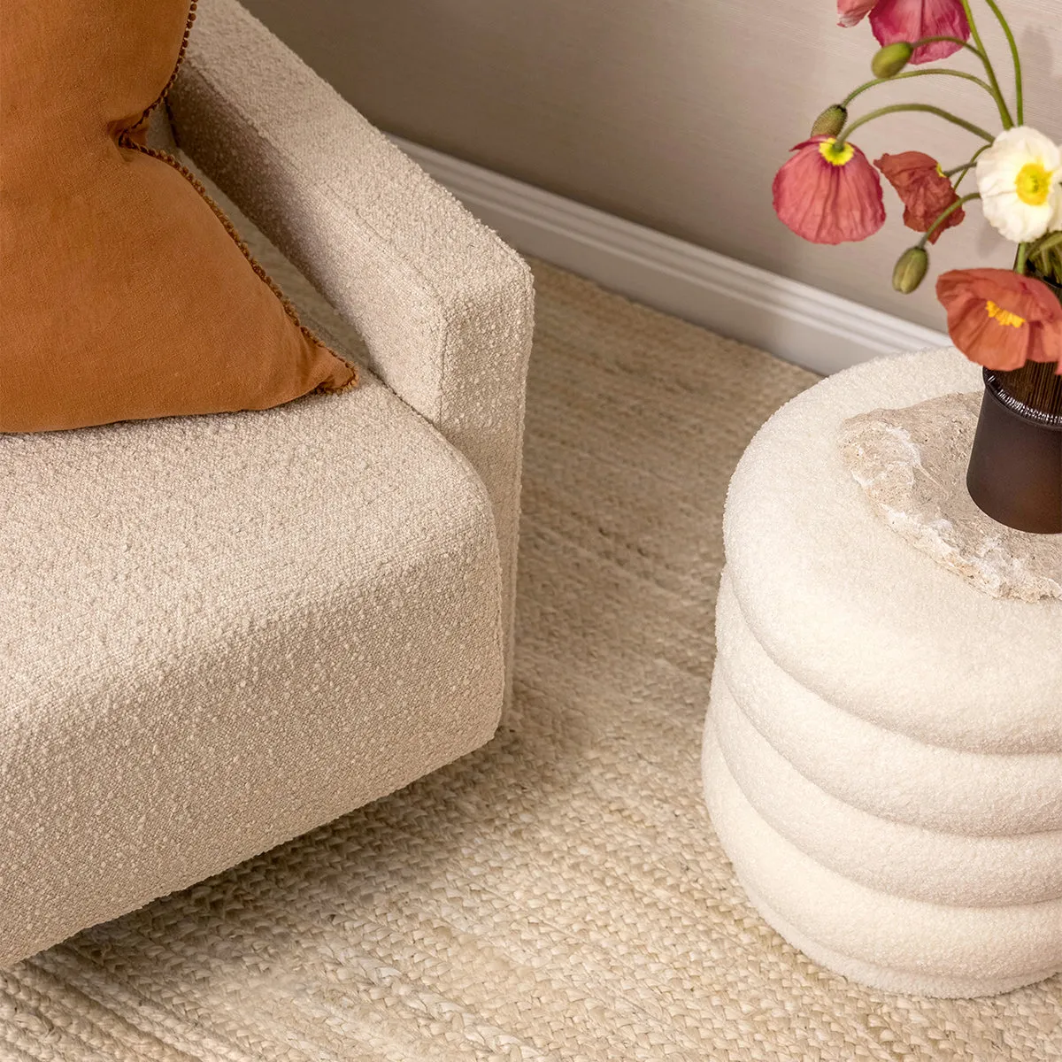 Lucia Round Boucle Ottoman