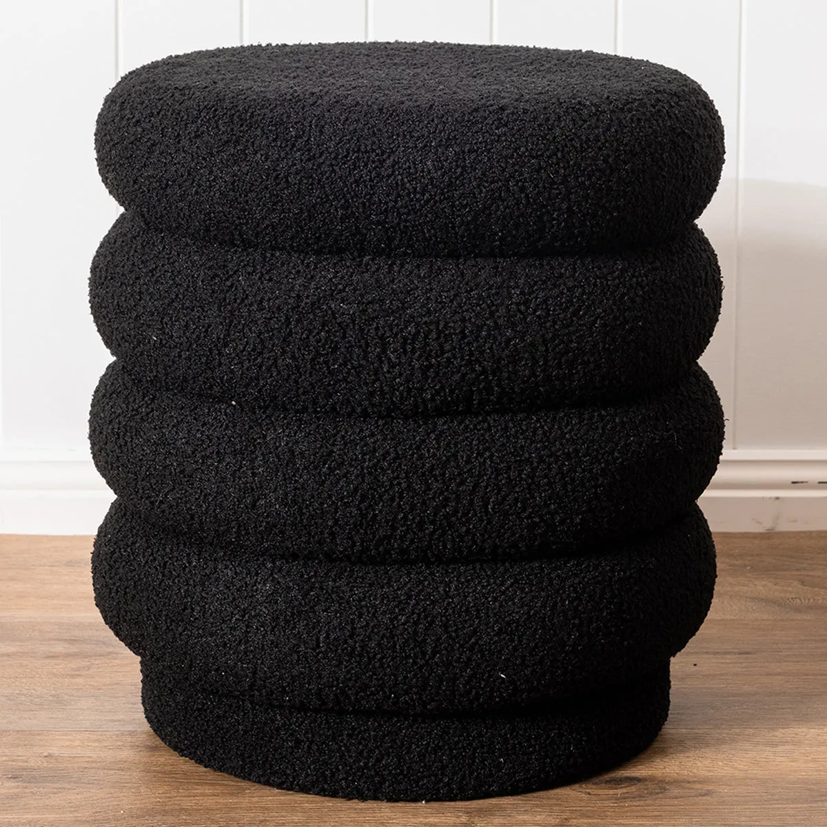 Lucia Round Boucle Ottoman