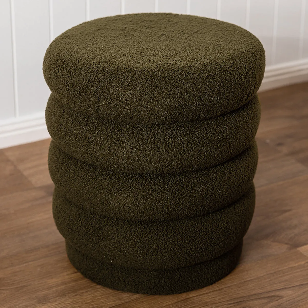Lucia Round Boucle Ottoman