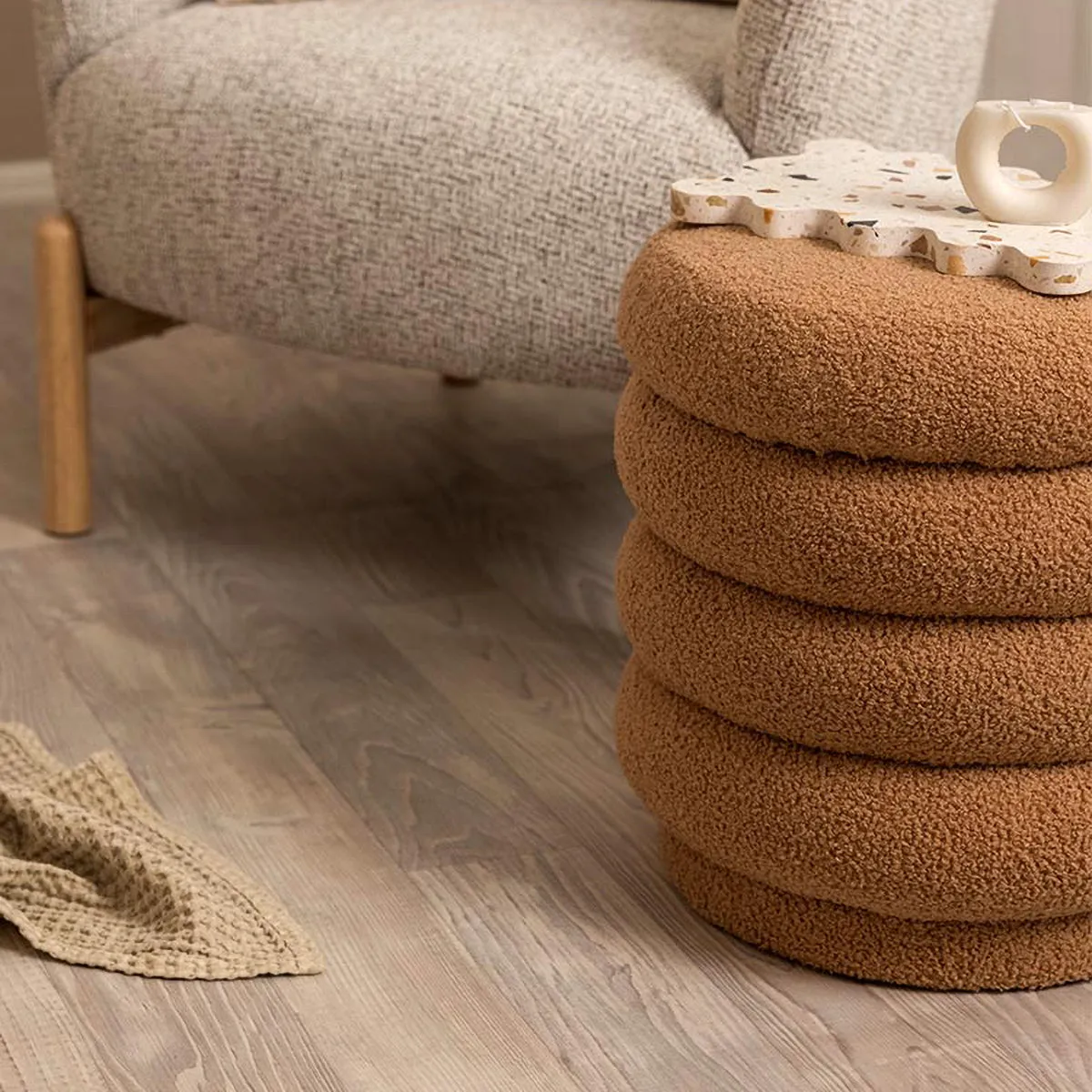 Lucia Round Boucle Ottoman
