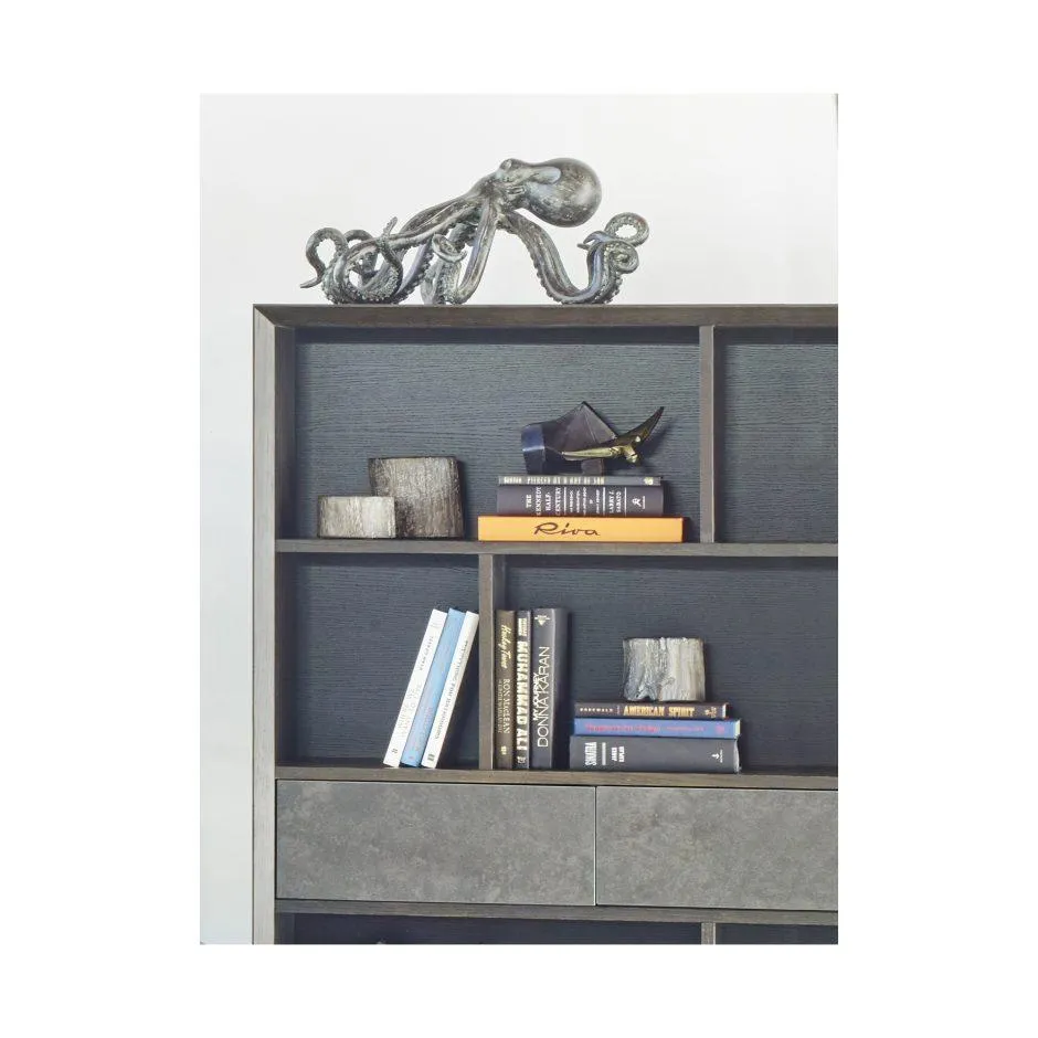 *Octopus Statue