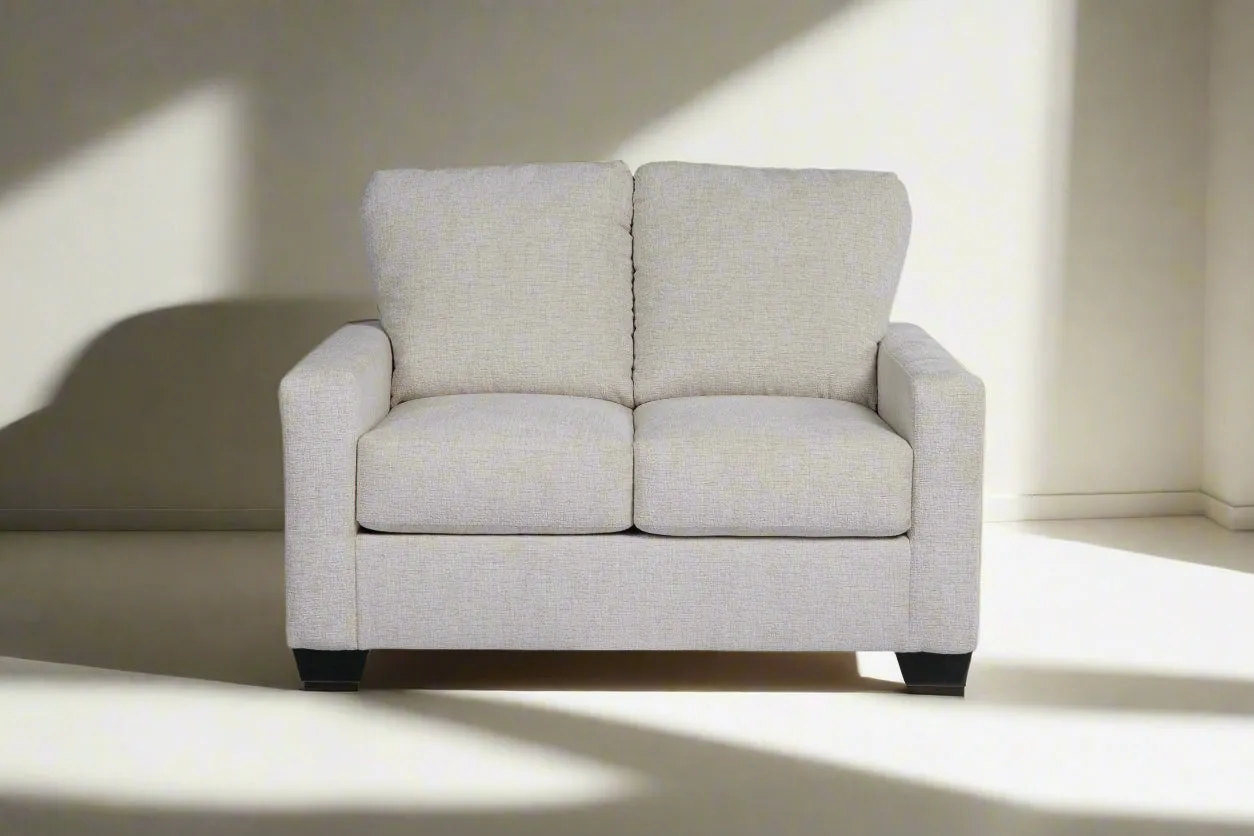 Rannis Loveseat