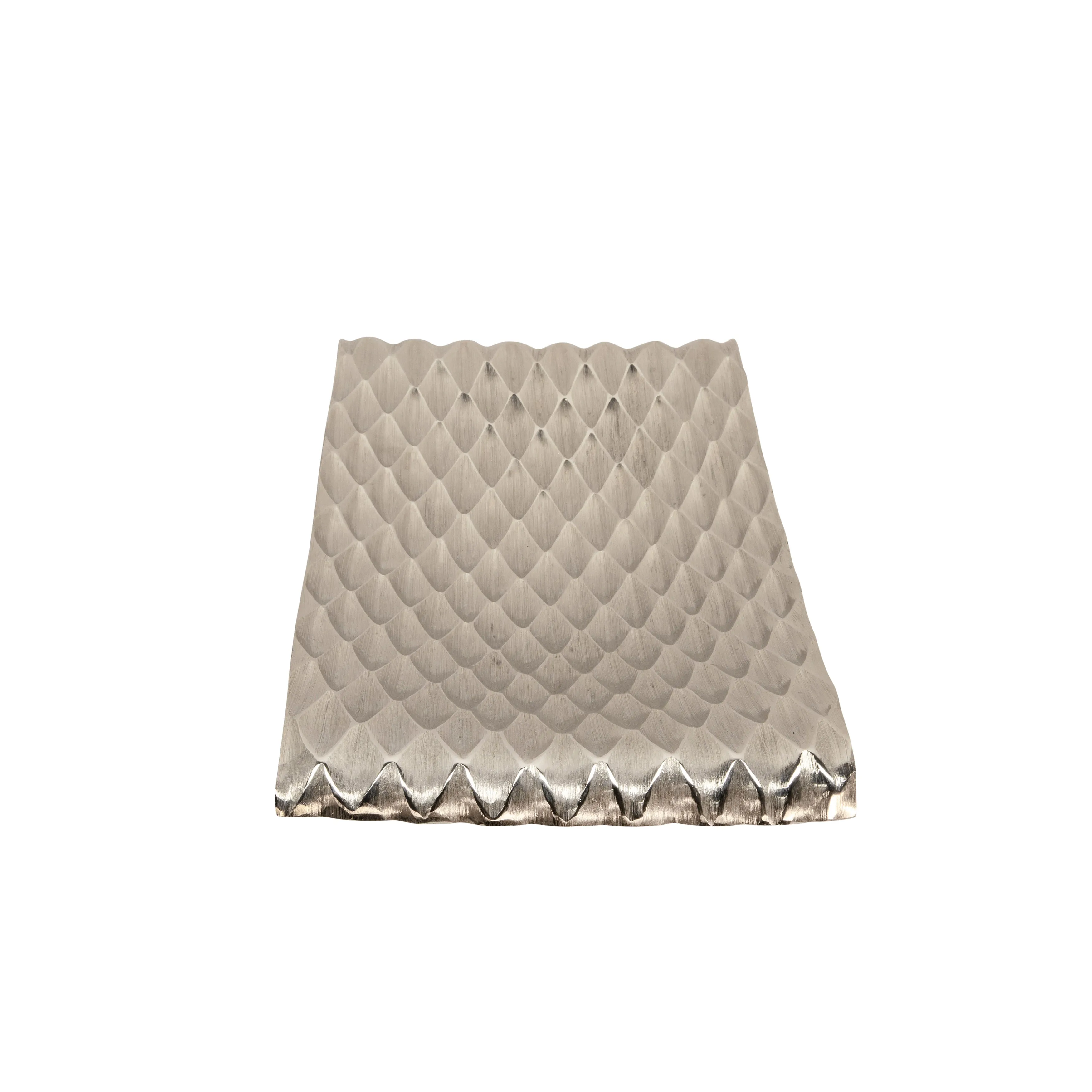 S/2 DECORATIVE HAMMERED METAL TRAY, GOLD/SILVER