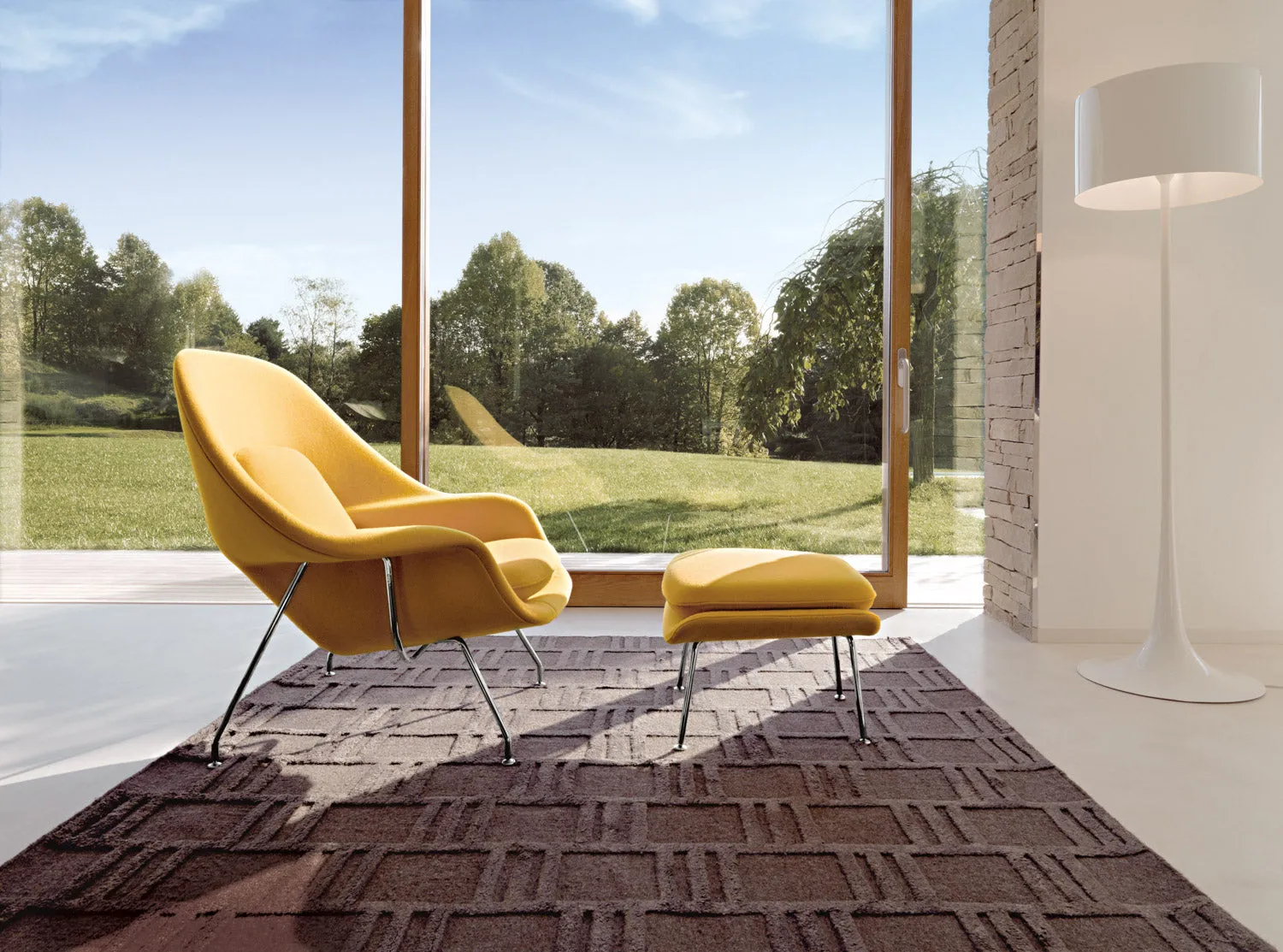 Saarinen Womb Chair