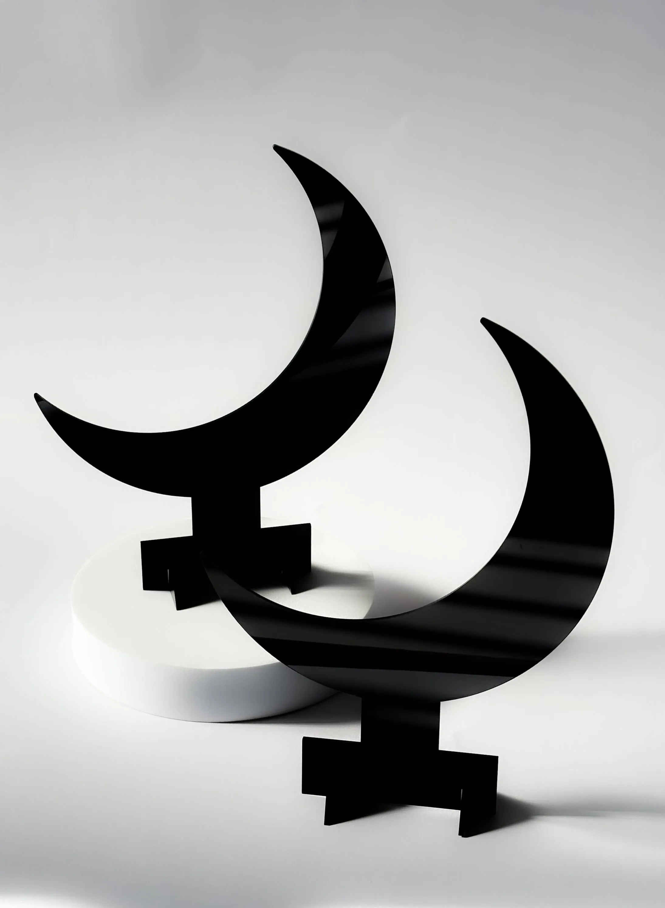 Set of 2 Acrylic Decor Stands in Ramadan Crescent Shape